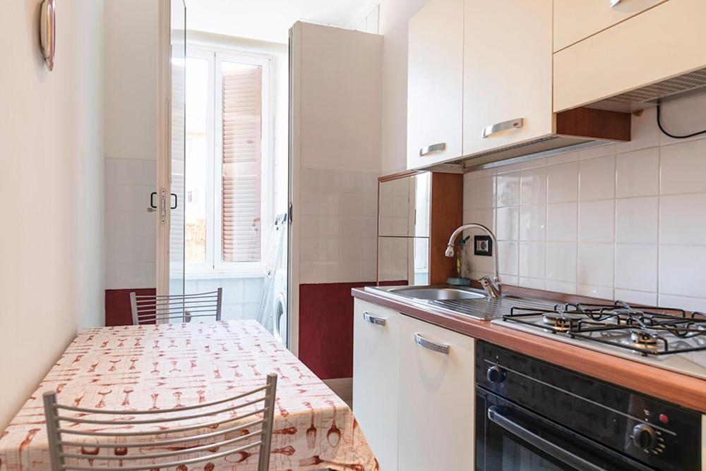 Tiberina Apartments - Rome Trastevere Exterior photo